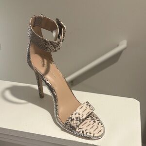 Snakeskin Patterned Stiletto Heel Sandals